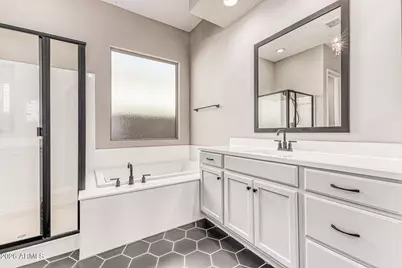 2831 E Los Gatos Drive, Phoenix, AZ 85050 - Photo 17