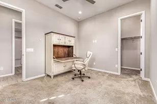 2831 E Los Gatos Dr, Phoenix, AZ 85050 - Photo 27