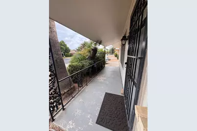 18842 N Lakeforest Drive, Sun City, AZ 85373 - Photo 3