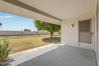 18842 N Lakeforest Drive, Sun City, AZ 85373 - Photo 21
