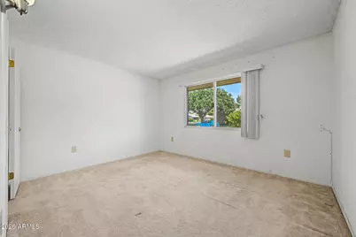 18842 N Lakeforest Drive, Sun City, AZ 85373 - Photo 17