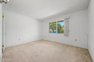 18842 N Lakeforest Dr, Sun City, AZ 85373 - Photo 17