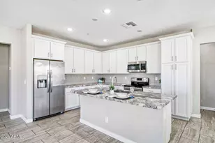 155 N Lakeview Blvd, Chandler, AZ 85225 - Photo 9