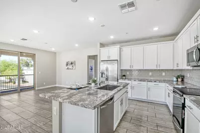 155 N Lakeview Boulevard #243, Chandler, AZ 85225 - Photo 13