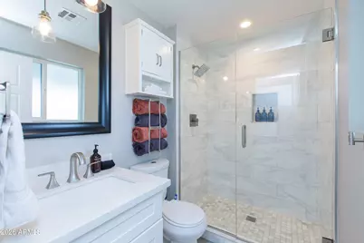 5541 E Cheery Lynn Road, Phoenix, AZ 85018 - Photo 43