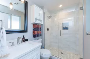 5541 E Cheery Lynn Rd, Phoenix, AZ 85018 - Photo 43