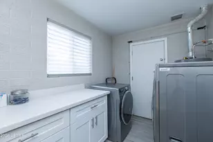 5541 E Cheery Lynn Rd, Phoenix, AZ 85018 - Photo 29