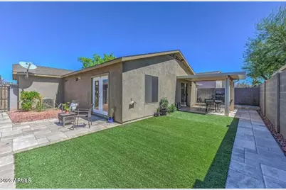 2477 E Meadow Land Drive, San Tan Valley, AZ 85140 - Photo 17