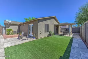 2477 E Meadow Land Dr, San Tan Valley, AZ 85140 - Photo 17