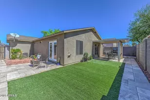 2477 E Meadow Land Dr, San Tan Valley, AZ 85140 - Photo 17