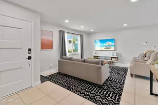 5909 N 81st St, Scottsdale, AZ 85250 - Photo 1