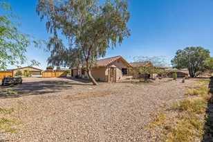 8533 W Tinajas Dr, Arizona City, AZ 85123 - Photo 29