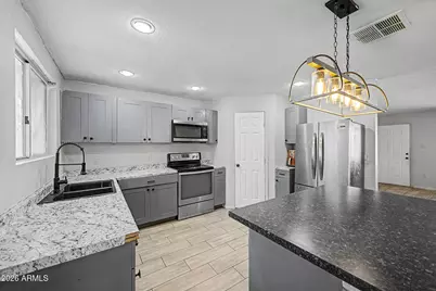 4727 W Osborn Road, Phoenix, AZ 85031 - Photo 13