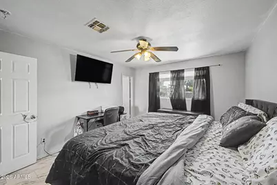 4727 W Osborn Road, Phoenix, AZ 85031 - Photo 17