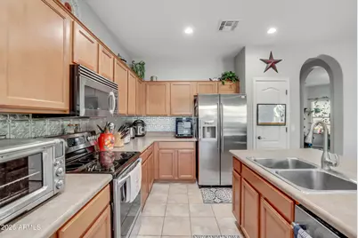 3736 E Thames Circle, San Tan Valley, AZ 85140 - Photo 11