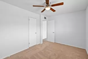 1638 W Desert Cove Ave W, Phoenix, AZ 85029 - Photo 9
