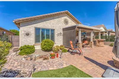 195 W Twin Peaks Parkway, San Tan Valley, AZ 85143 - Photo 31