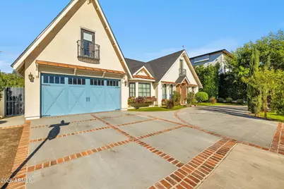 4402 E Turney Avenue, Phoenix, AZ 85018 - Photo 1