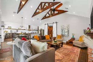 4402 E Turney Ave, Phoenix, AZ 85018 - Photo 15