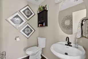 13538 W San Juan Ave, Litchfield Park, AZ 85340 - Photo 21