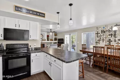 13538 W San Juan Avenue, Litchfield Park, AZ 85340 - Photo 9