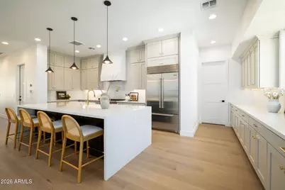 3912 E Crittenden Lane, Phoenix, AZ 85018 - Photo 7