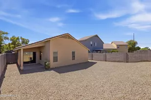 25056 W Illini St, Buckeye, AZ 85326 - Photo 31