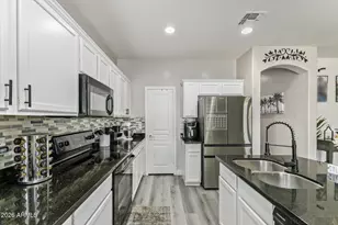 14250 W Wethersfield Rd, Surprise, AZ 85379 - Photo 13