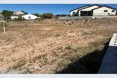 393 W Highlands Drive W #35, Superior, AZ 85173 - Photo 1