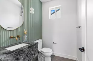 4852 E Piccadilly Rd, Phoenix, AZ 85018 - Photo 19