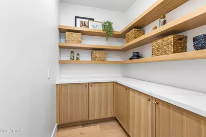 4852 E Piccadilly Road, Phoenix, AZ 85018 - Photo 11