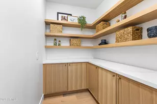 4852 E Piccadilly Rd, Phoenix, AZ 85018 - Photo 11