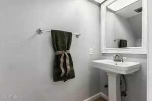 122 S Hardy Dr, Tempe, AZ 85281 - Photo 3