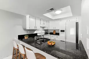 122 S Hardy Dr, Tempe, AZ 85281 - Photo 1