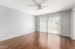 122 S Hardy Dr, Tempe, AZ 85281 - Photo 17