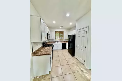 17617 N 17th Lane, Phoenix, AZ 85023 - Photo 9