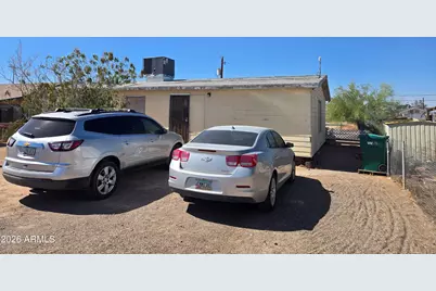 208 W Richards Street, Gila Bend, AZ 85337 - Photo 3
