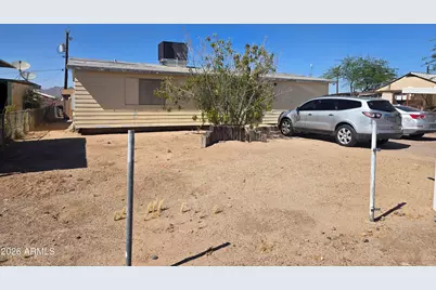 208 W Richards Street, Gila Bend, AZ 85337 - Photo 1