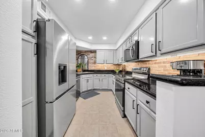 8787 E Mountain View Road #2038, Scottsdale, AZ 85258 - Photo 17