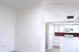 20014 N Broken Arrow Dr, Sun City West, AZ 85375 - Photo 7