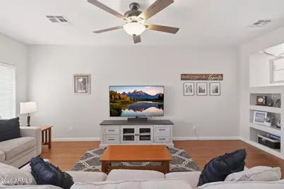 12833 W Flower Street, Avondale, AZ 85392 - Photo 11