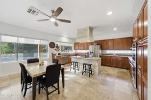 27892 N 97th Ln, Peoria, AZ 85383 - Photo 11