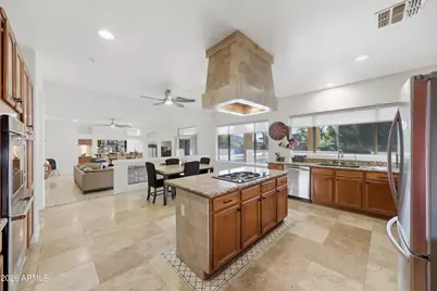 27892 N 97th Lane, Peoria, AZ 85383 - Photo 15