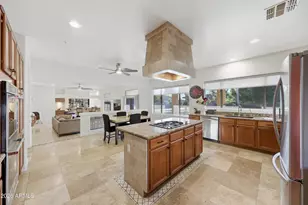 27892 N 97th Ln, Peoria, AZ 85383 - Photo 15