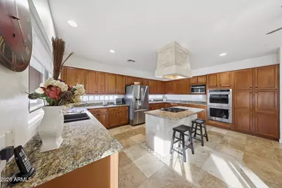 27892 N 97th Lane, Peoria, AZ 85383 - Photo 13