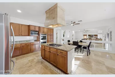 27892 N 97th Lane, Peoria, AZ 85383 - Photo 15