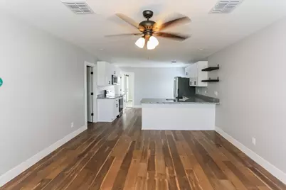 4656 S 38th Lane, Phoenix, AZ 85041 - Photo 3