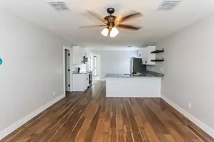 4656 S 38th Ln, Phoenix, AZ 85041 - Photo 3