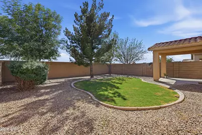 967 E Leslie Avenue, San Tan Valley, AZ 85140 - Photo 37