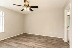 12924 W Peppertree Ln, Glendale, AZ 85307 - Photo 7